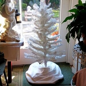 🎄Gorgeous ⚜️ HOME for the Holidays White  3 Ft. Christmas Tree 🎄⚜️ ❄️🎄⚜️❄️🎄